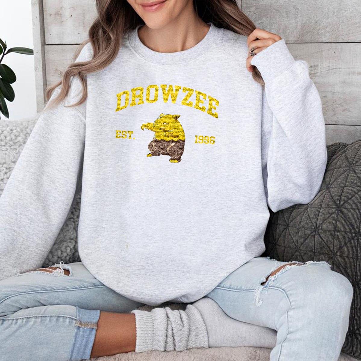Drowzee Adorable Anime-Themed Embroidered T-Shirt,Crewneck,Hoodie-Trendy Versatile and a Thoughtful Gift for Friends,H-C-1069