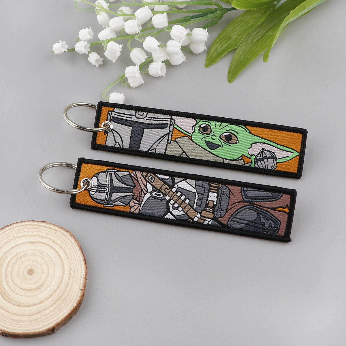 Cartoon Green Monster Woven Label Keychain Lanyard, Planet Bag Charm, Fabric Keychain for Student ID & Campus Decoration,019