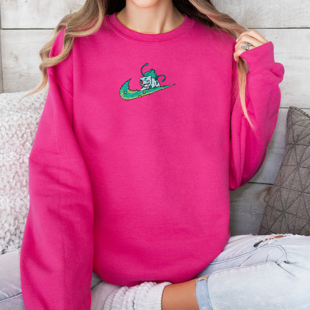 Bulbasaur Adorable Anime-Themed Embroidered T-Shirt,Crewneck,Hoodie-Trendy Versatile and a Thoughtful Gift for Friends,H-C-1350