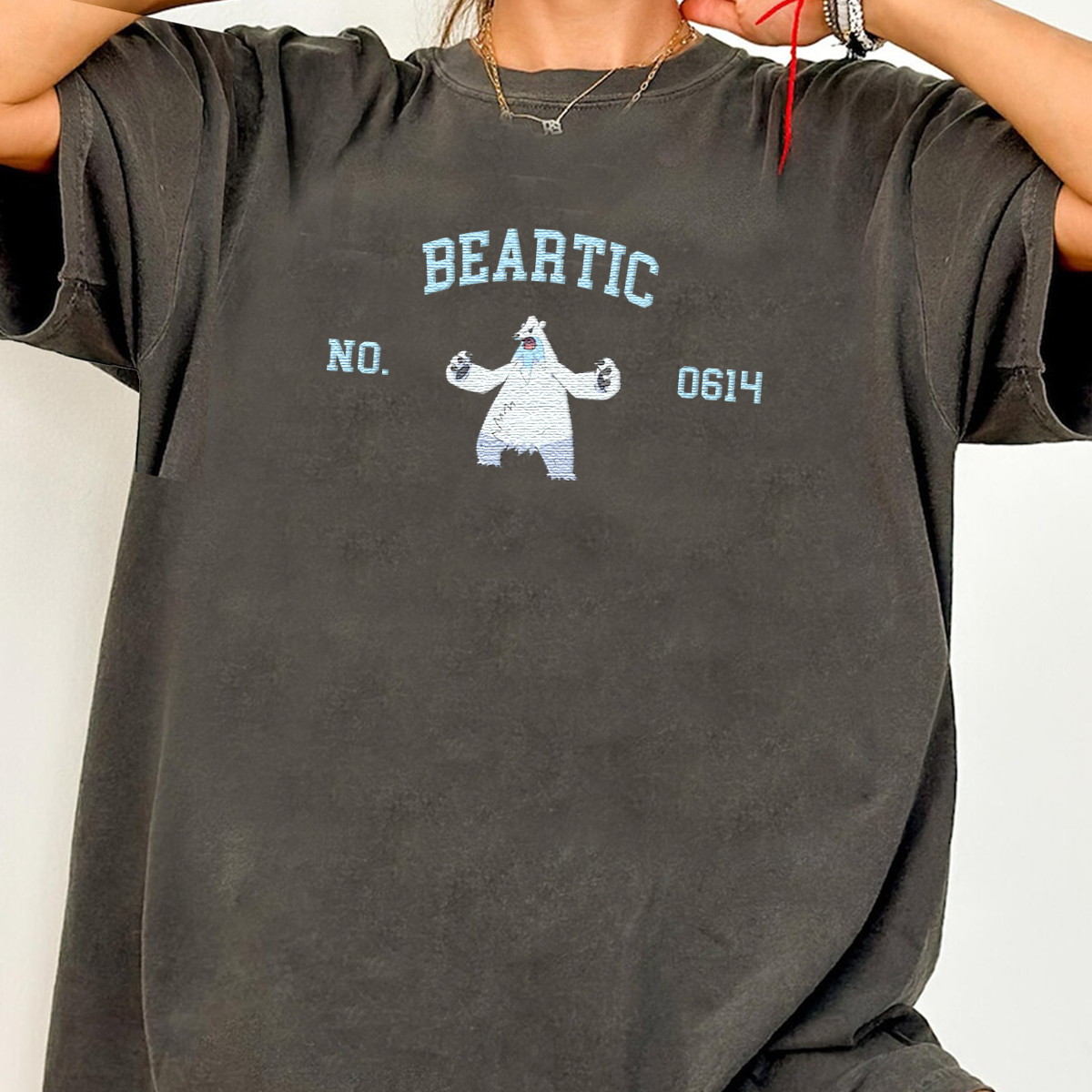 Beartic Adorable Anime-Themed Embroidered T-Shirt,Crewneck,Hoodie-Trendy Versatile and a Thoughtful Gift for Friends,H-C-1672