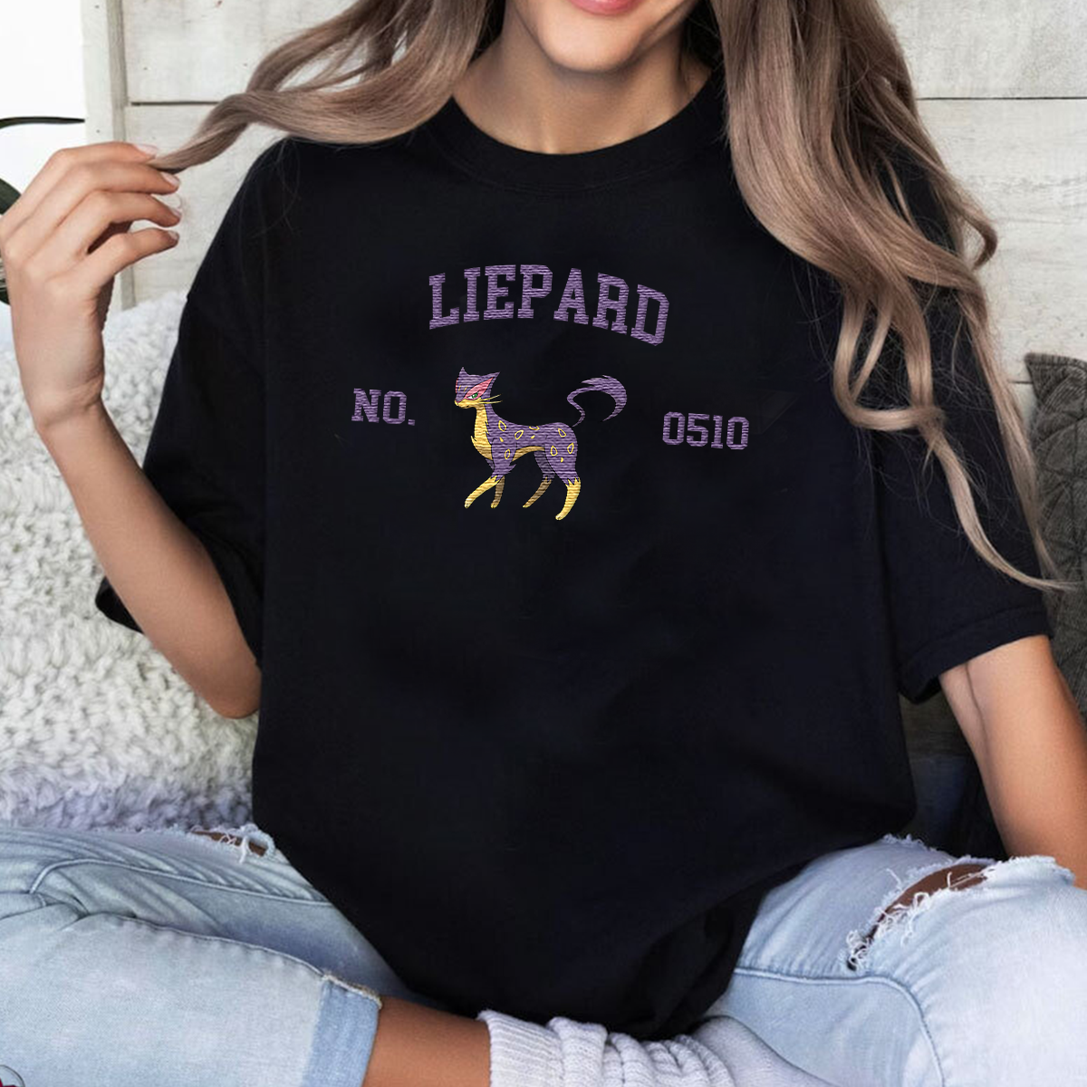 Liepard Adorable Anime-Themed Embroidered T-Shirt,Crewneck,Hoodie-Trendy Versatile and a Thoughtful Gift for Friends,H-C-1587