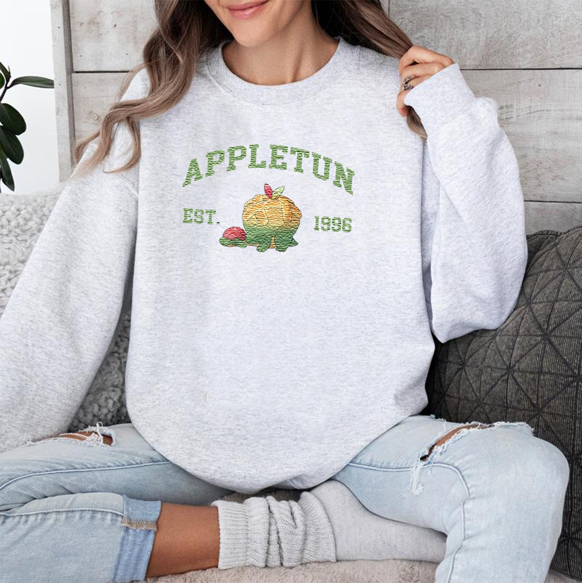 Appletun Adorable Anime-Themed Embroidered T-Shirt,Crewneck,Hoodie-Trendy Versatile and a Thoughtful Gift for Friends,H-C-1095