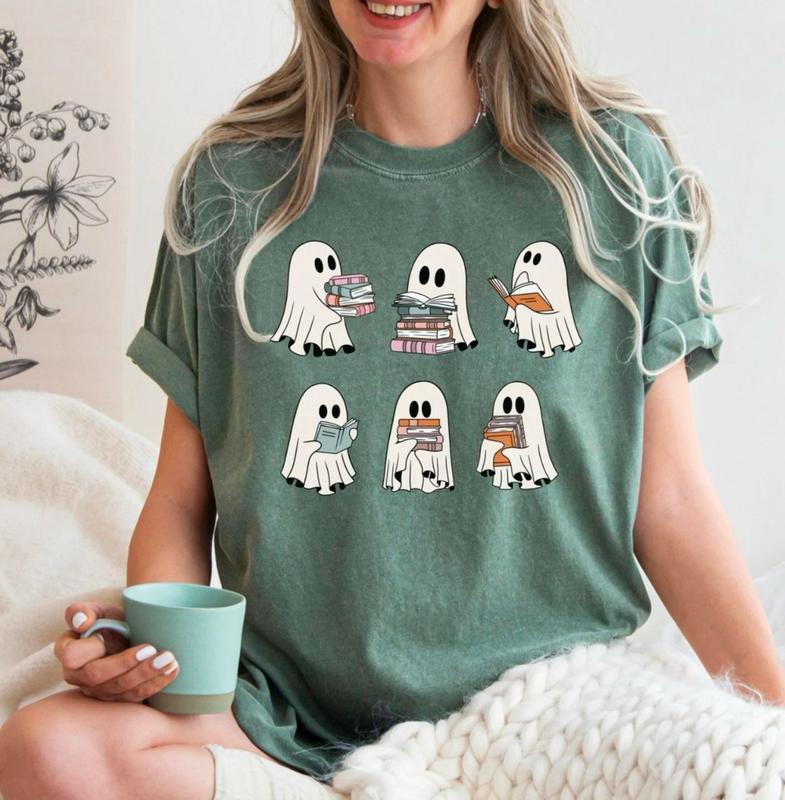 Retro Ghosts Reading Teacher Spooky Season Trendy T-shirt,Crewneck,Hoodie,TS-C-482