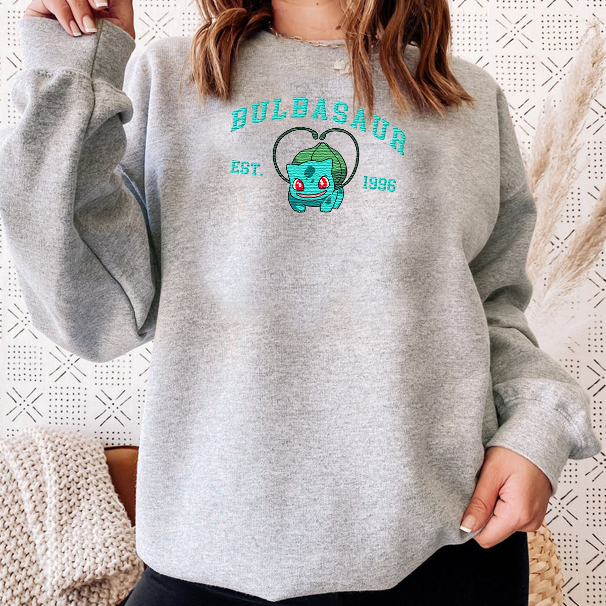 Bulbasaur Adorable Anime-Themed Embroidered T-Shirt,Crewneck,Hoodie-Trendy Versatile and a Thoughtful Gift for Friends,H-C-713