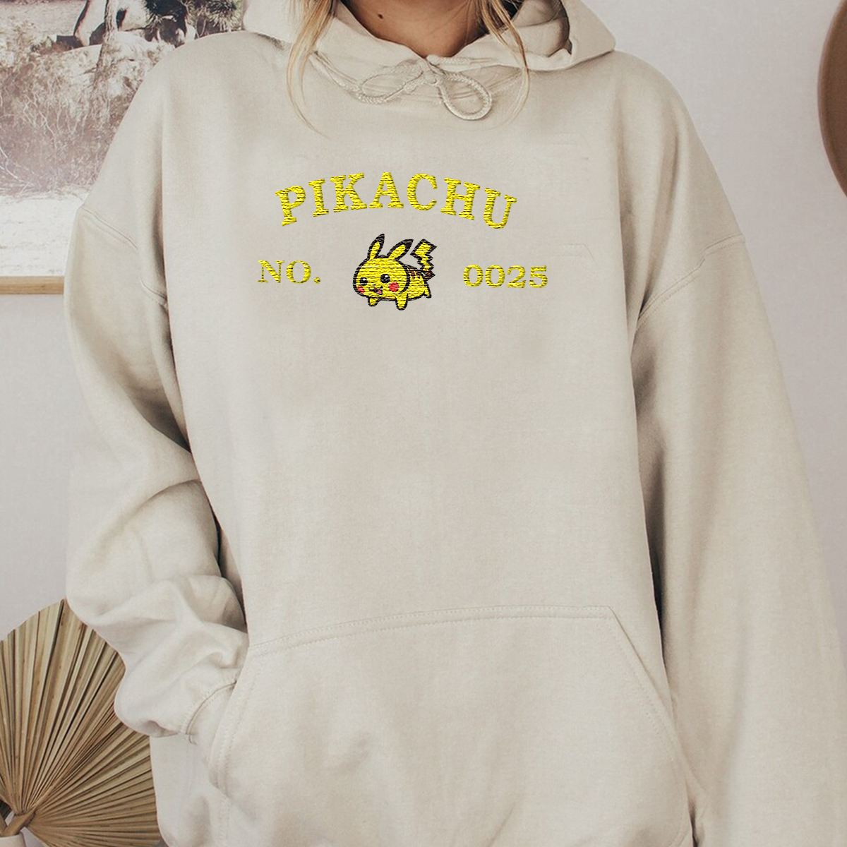 Pikachu-Q.Adorable Anime-Themed Embroidered T-Shirt,Crewneck,Hoodie-Trendy Versatile and a Thoughtful Gift for Friends,H-C-1236