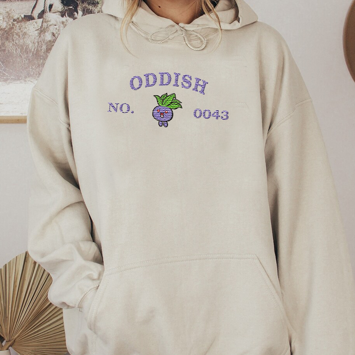 Oddish-Q.Adorable Anime-Themed Embroidered T-Shirt,Crewneck,Hoodie-Trendy Versatile and a Thoughtful Gift for Friends,H-C-1281