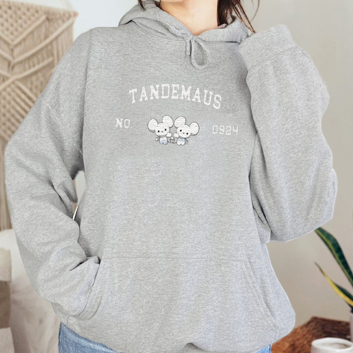 Tandemaus Anime-Themed Embroidered T-Shirt,Crewneck,Hoodie-Trendy Versatile and a Thoughtful Gift for Friends,H-C-1834