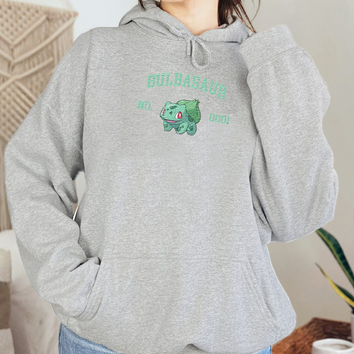 Bulbasaur Adorable Anime-Themed Embroidered T-Shirt,Crewneck,Hoodie-Trendy Versatile and a Thoughtful Gift for Friends,H-C-1428