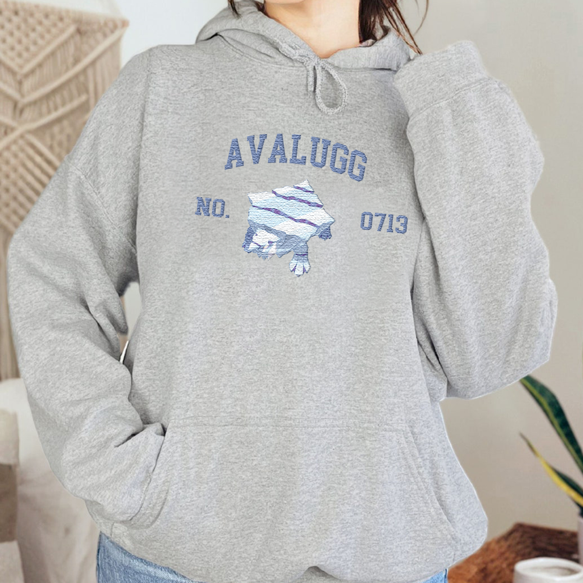 Avalugg Adorable Anime-Themed Embroidered T-Shirt,Crewneck,Hoodie-Trendy Versatile and a Thoughtful Gift for Friends,H-C-1571