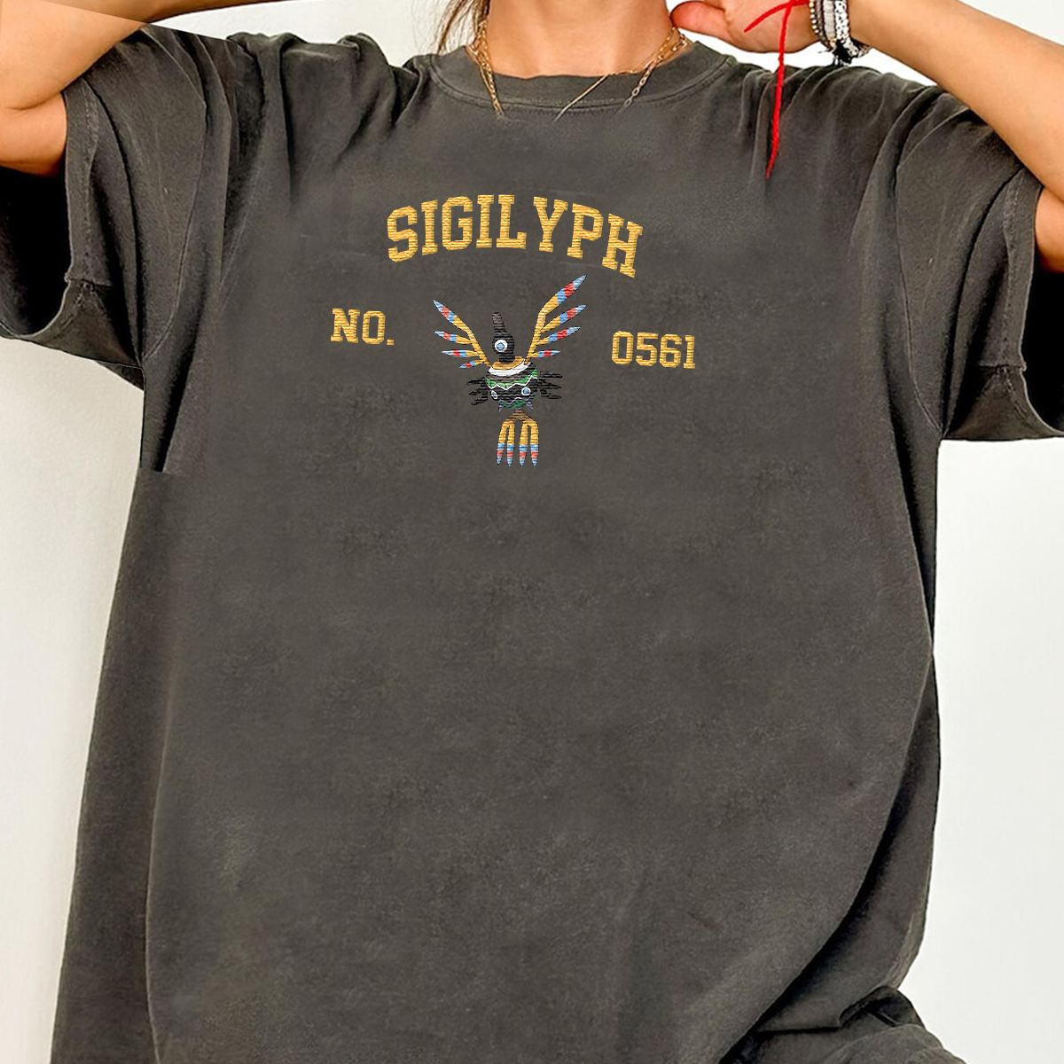 Sigilyph Adorable Anime-Themed Embroidered T-Shirt,Crewneck,Hoodie-Trendy Versatile and a Thoughtful Gift for Friends,H-C-1429