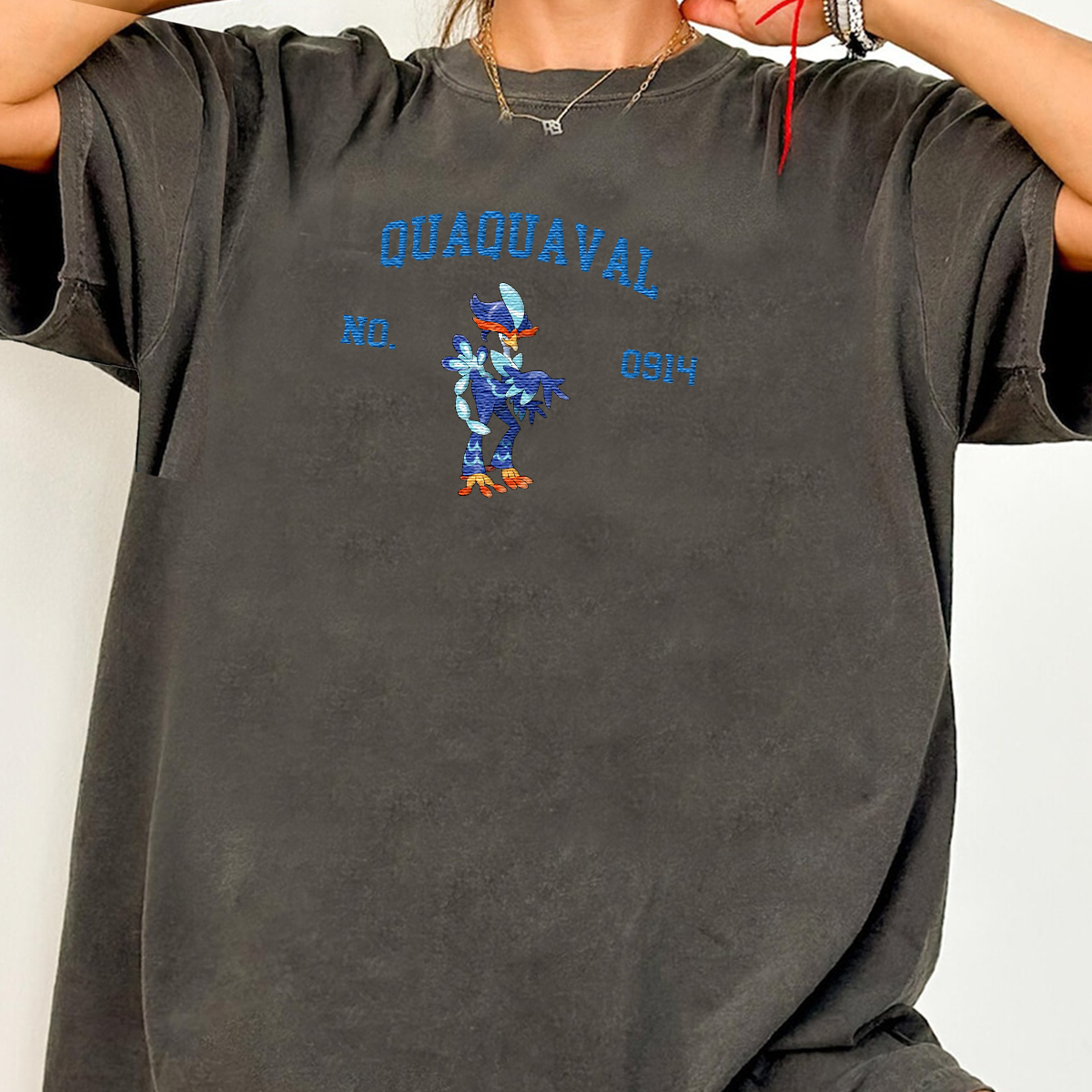 Quaquaval Anime-Themed Embroidered T-Shirt,Crewneck,Hoodie-Trendy Versatile and a Thoughtful Gift for Friends,H-C-1821
